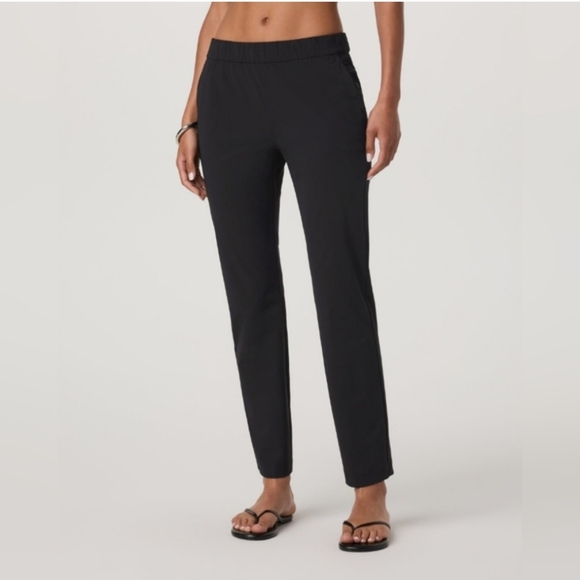 Vuori Women's Mile Ankle Pant Black Size Medium - Picture 4 of 12